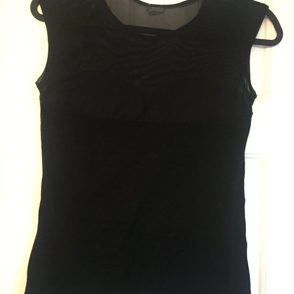 Black Tshirt with Mesh - Picture 3 of 3